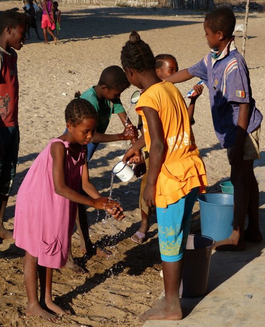 Handwashing demonstration in Befandefa