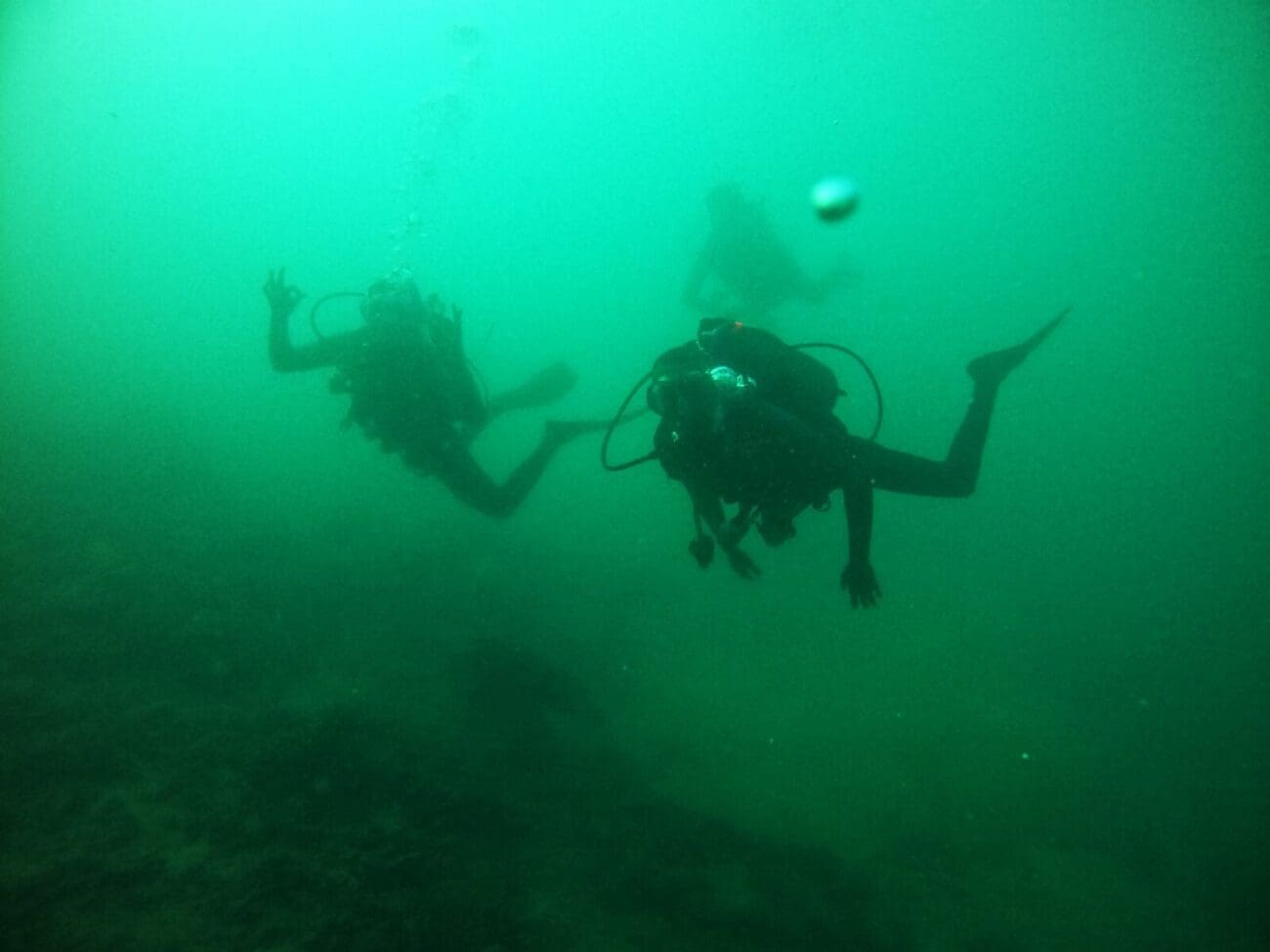Graham Ragan Traditional fishers trained as certified divers - Blue Ventures ...